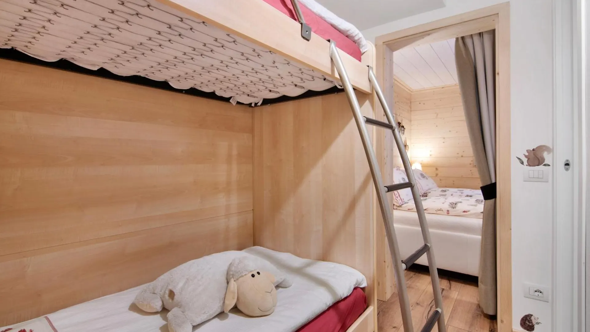 A Casa Di Anna Apartment Madesimo 0*,